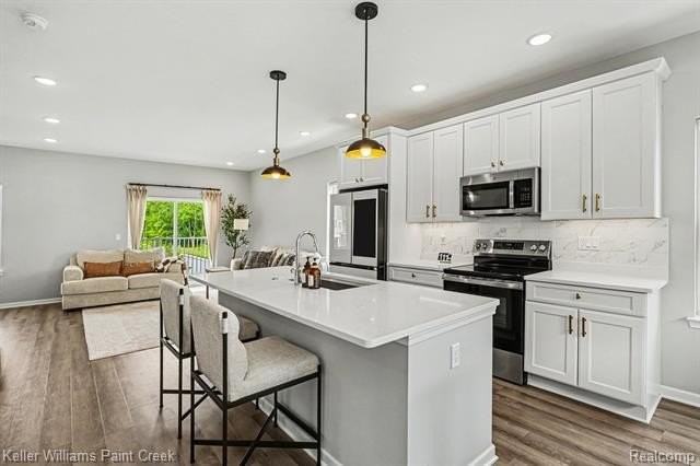 750 Huntley Ln - Photo 5 of 20