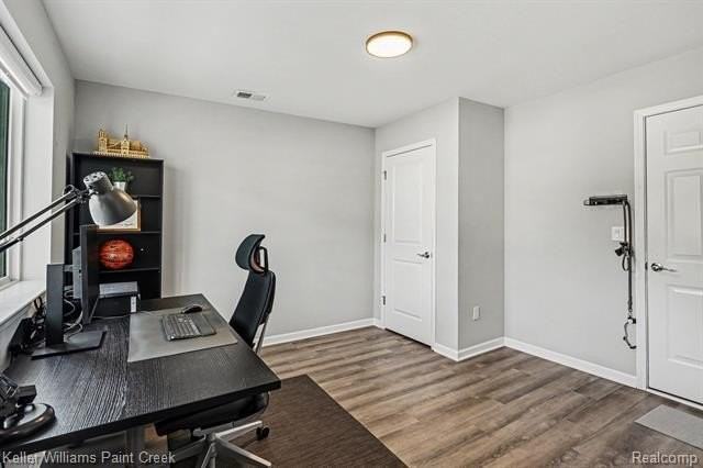 750 Huntley Ln - Photo 7 of 20