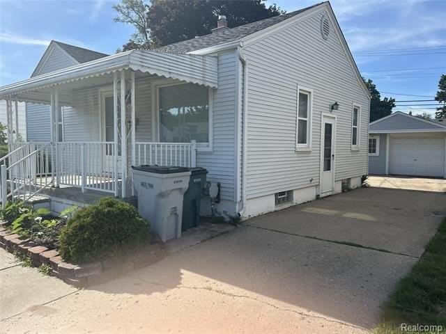 691 E Mapledale Ave - Photo 2 of 11