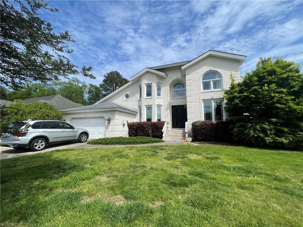 217 Golden Maple Dr