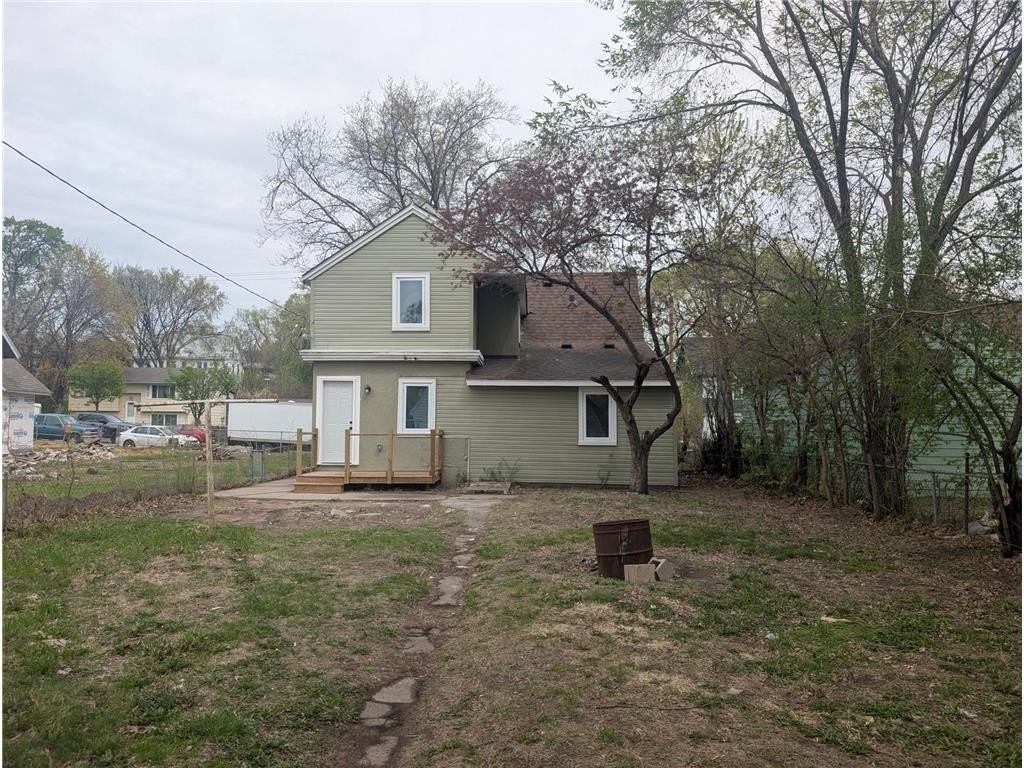 611 24th Unit 2 Avenue N - Photo 2 of 9