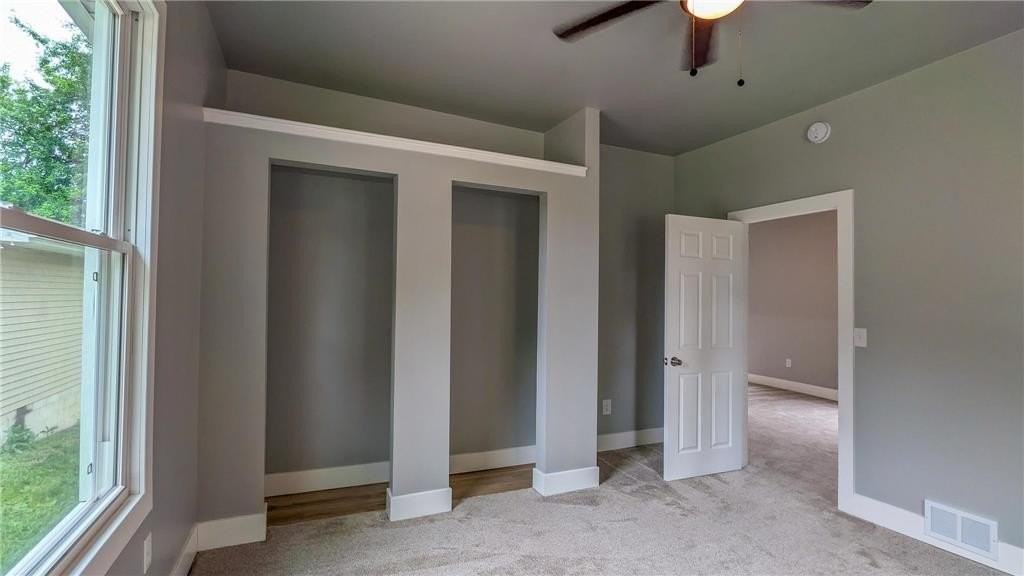 624 E Hawthorne St - Photo 6 of 22