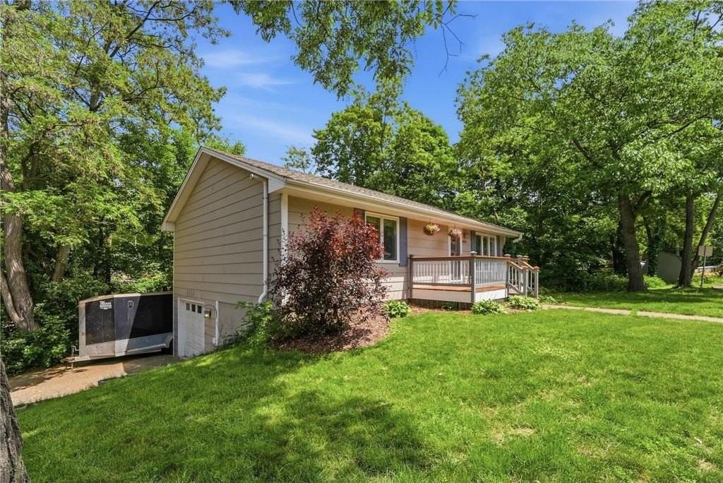 4834 Hanover Rd - Photo 3 of 27
