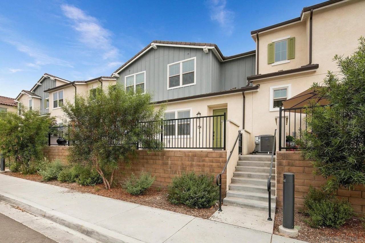 1323 Camino Carmelo #154 - Photo 2 of 28