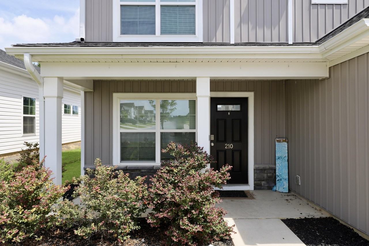 210 Bevington Brook Ln - Photo 5 of 50