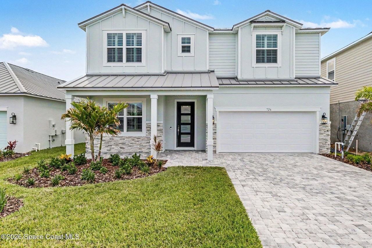 726 Clearwater Ave