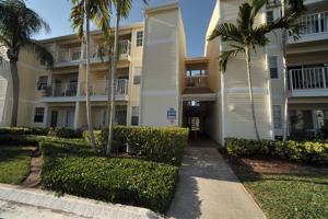 featured image of 1850 Charlesmont Dr #126