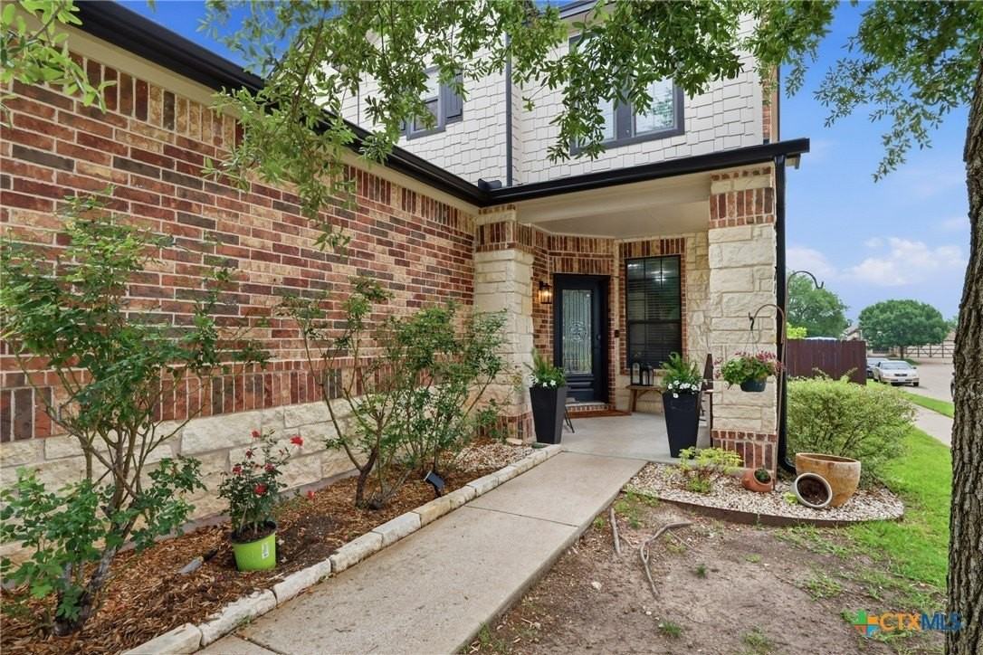 1083 Tumbleweed Trl - Photo 3 of 32