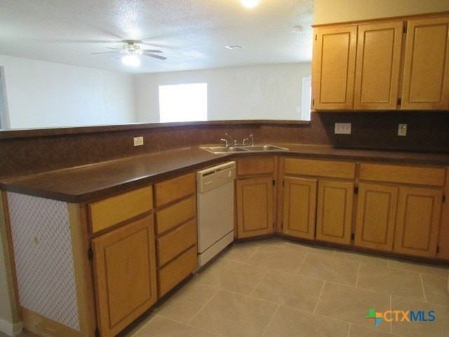 4601 Lloyd Dr - Photo 4 of 9