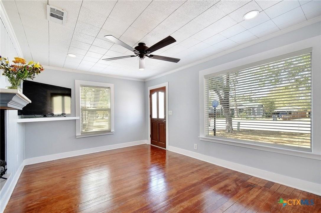 717 S Laurel Ave - Photo 3 of 20