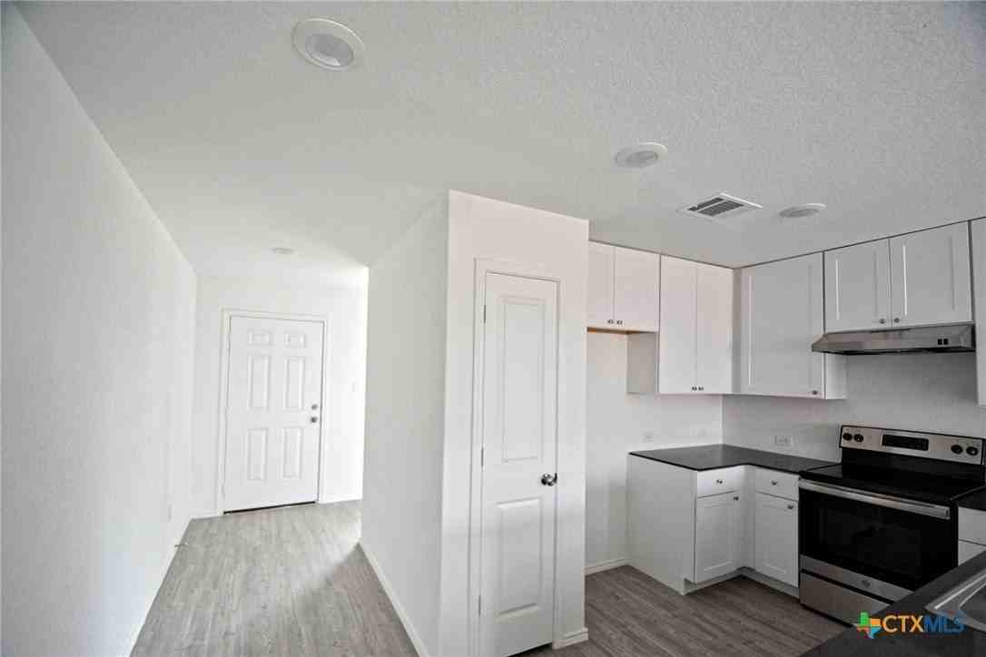 3812 Far Horizon - Photo 4 of 24