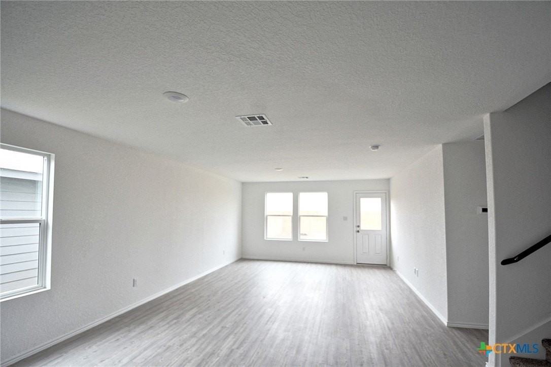 3812 Far Horizon - Photo 7 of 24
