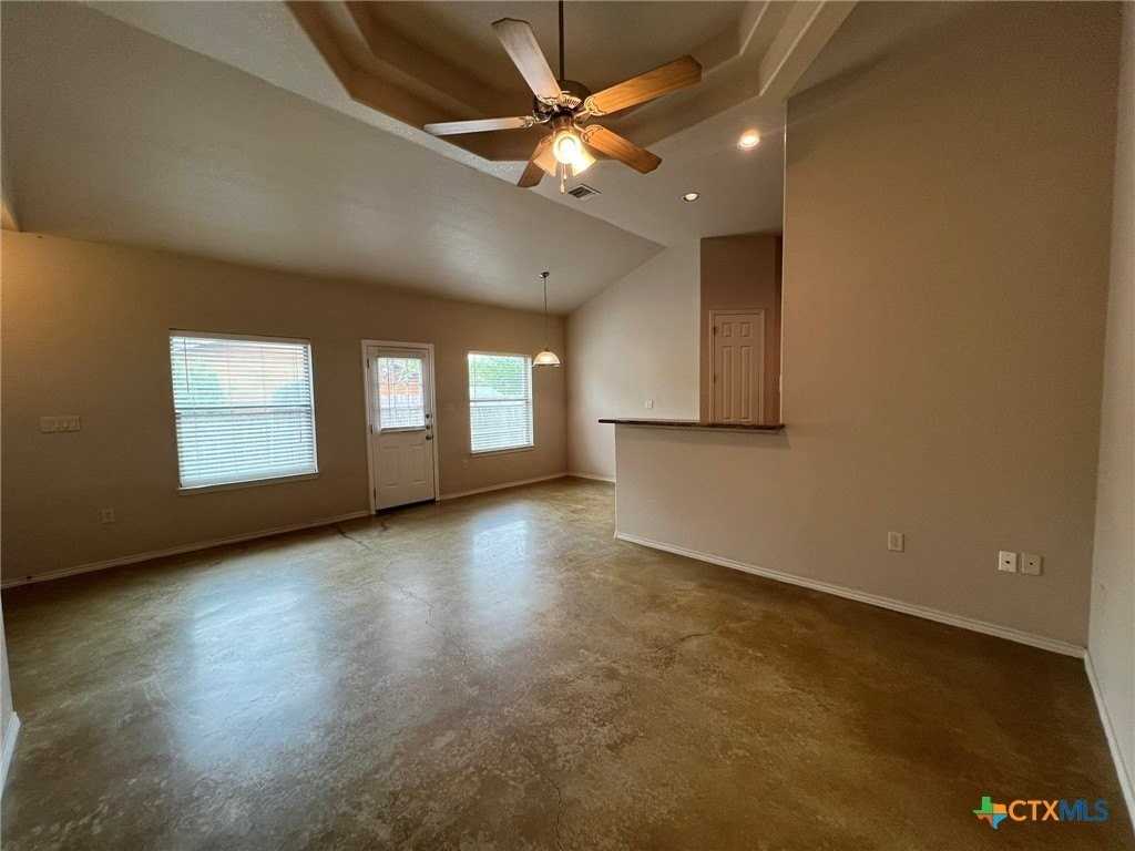 327 Oelkers Dr #B - Photo 2 of 12