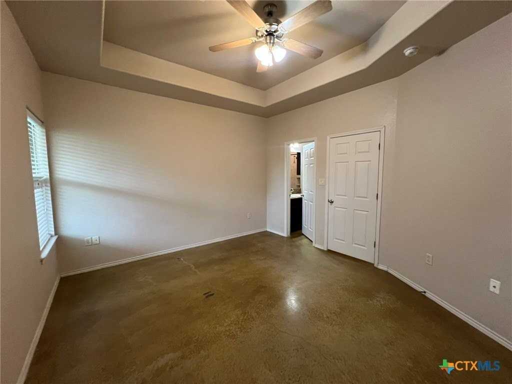 327 Oelkers Dr #B - Photo 7 of 12