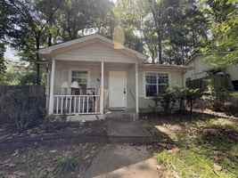 featured image of 2609 Eddie Rd
