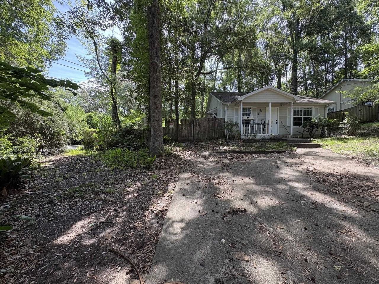 2609 Eddie Rd - Photo 2 of 23
