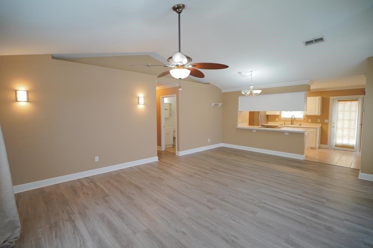 2029 Ascot Way - Photo 4 of 30