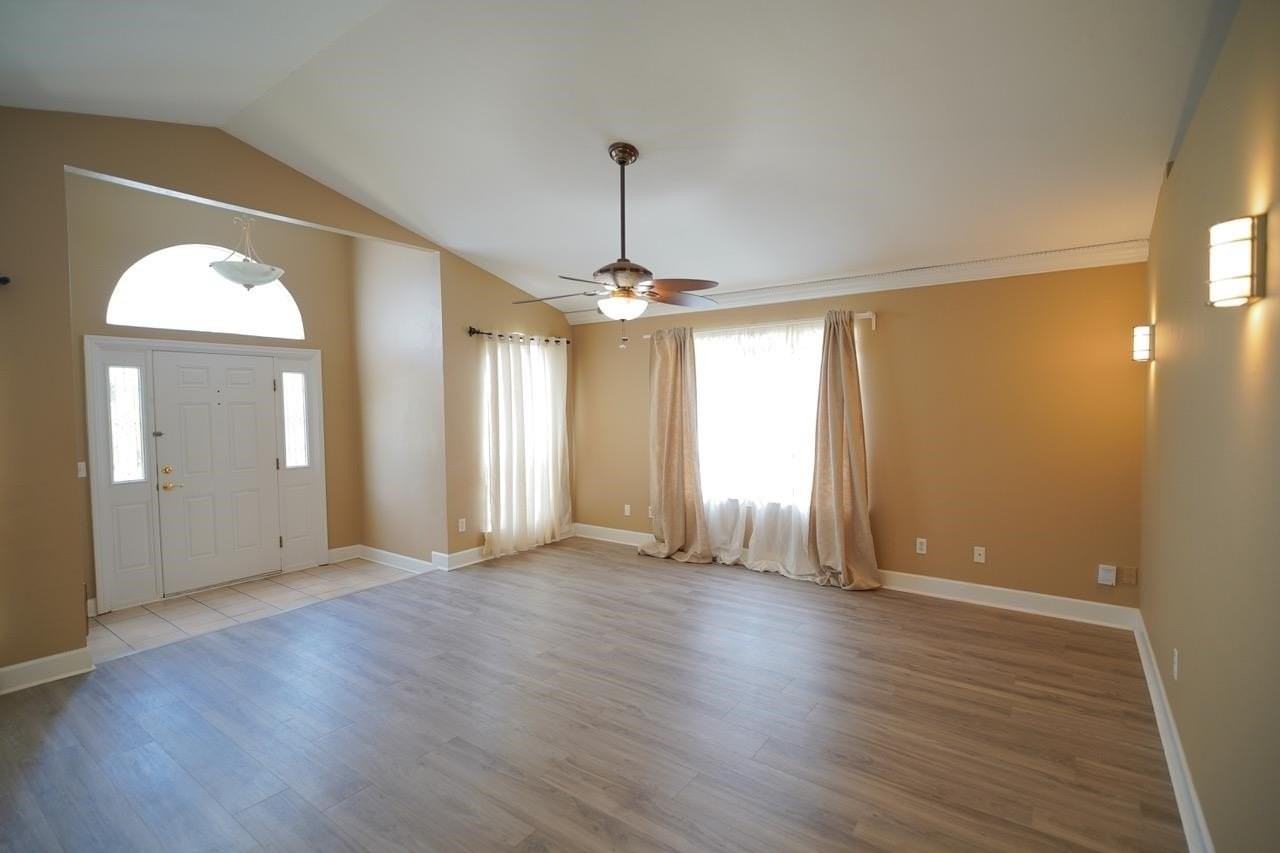 2029 Ascot Way - Photo 5 of 30
