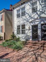 3219 Volta Pl Nw - Photo 1 of 1