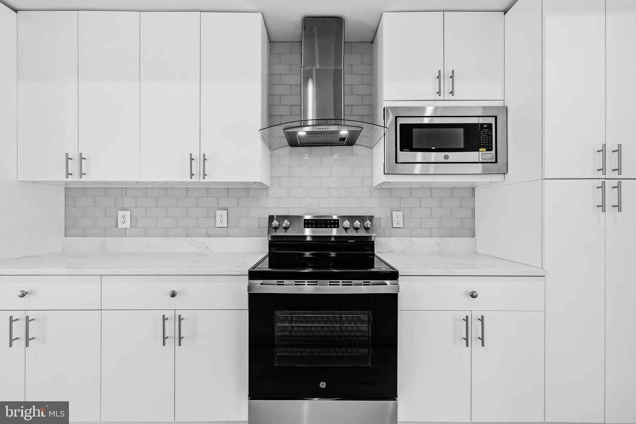2530B Elvans Rd Se - Photo 7 of 50