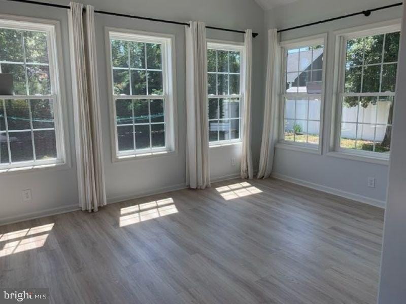 413 Queen Anne St - Photo 7 of 29