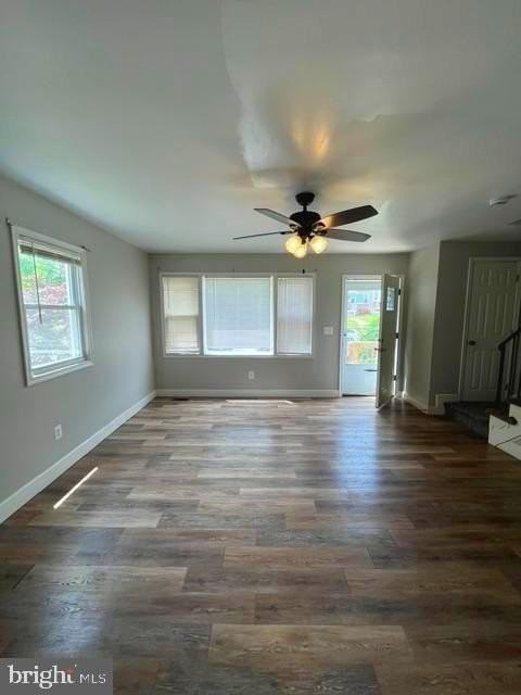 1646 Wadsworth Way - Photo 4 of 19