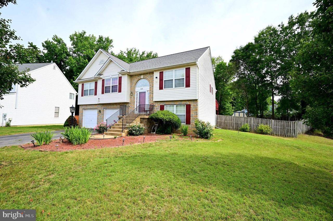 9172 Granite Ct - Photo 3 of 50