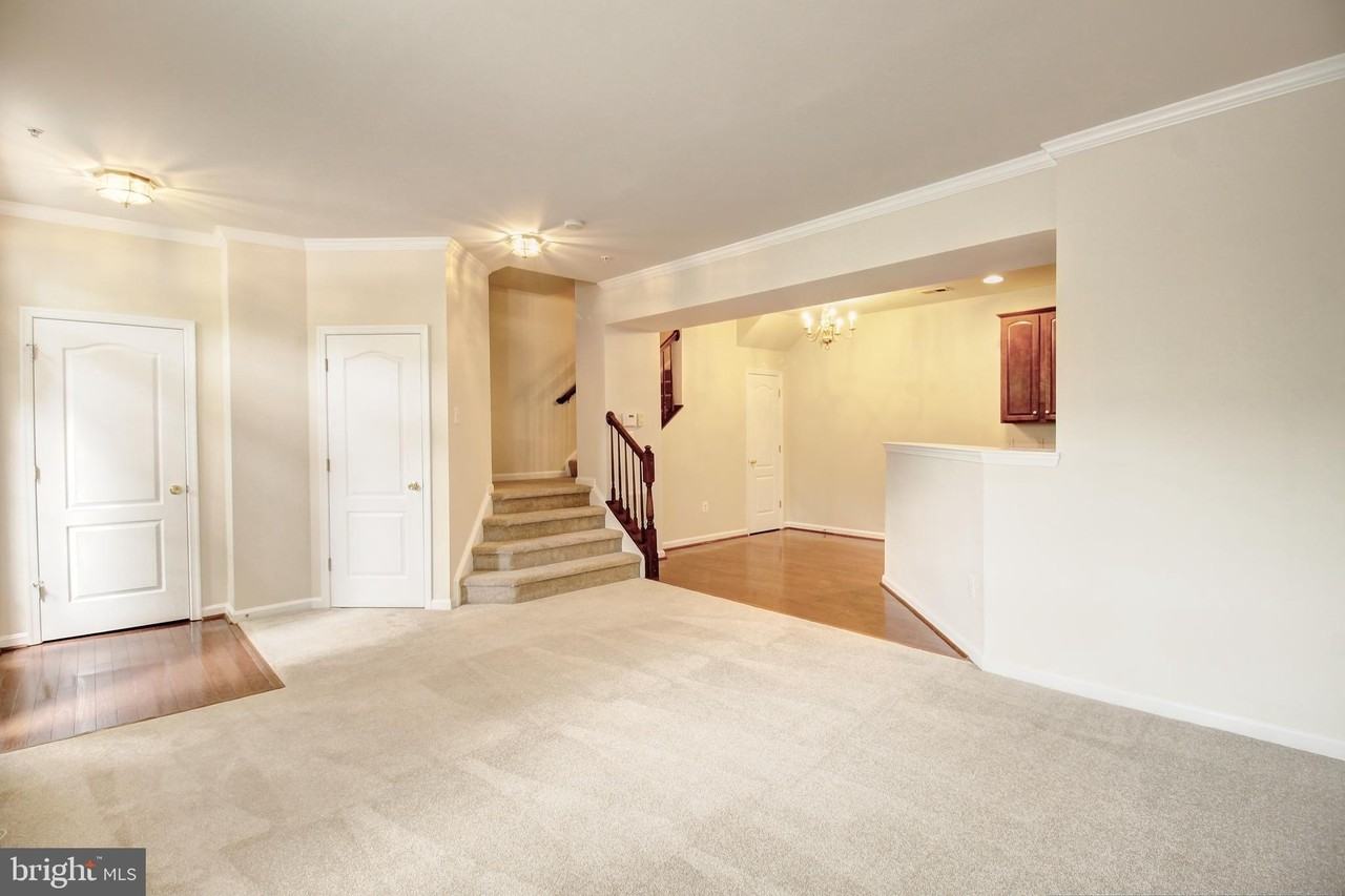 111 Twin Eagle Ct - Photo 6 of 19