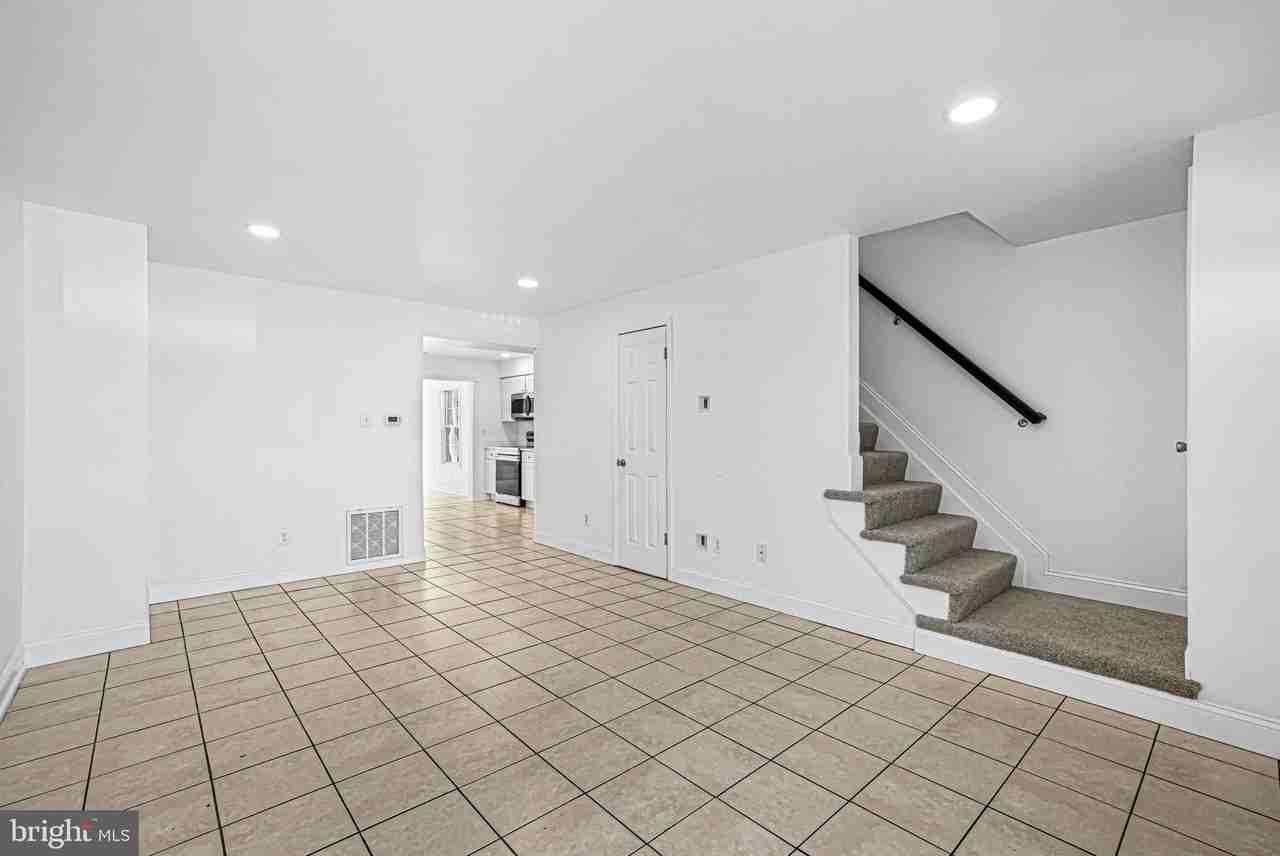 1134 Providence Ct - Photo 5 of 29