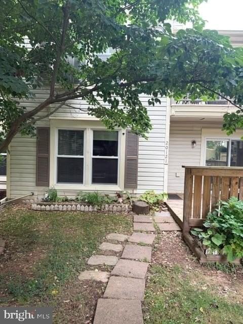 20121 Waterside Dr #102 - Photo 2 of 24