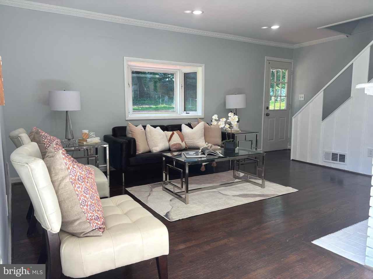 5702 Denfield Rd - Photo 5 of 27