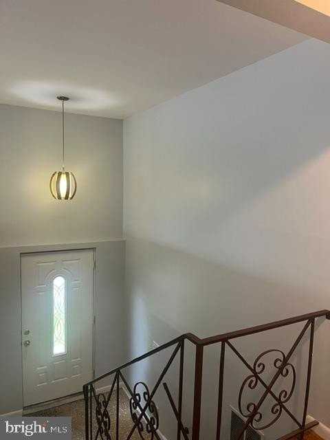 7506 New Hampshire Ave - Photo 4 of 21