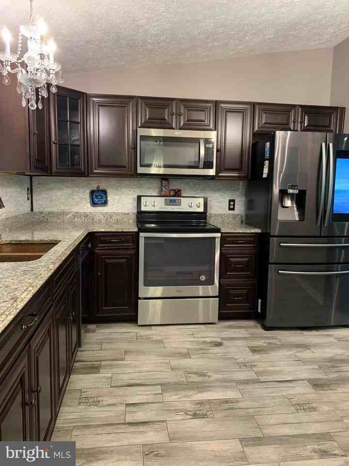 20328 Watkins Meadow Dr - Photo 7 of 30