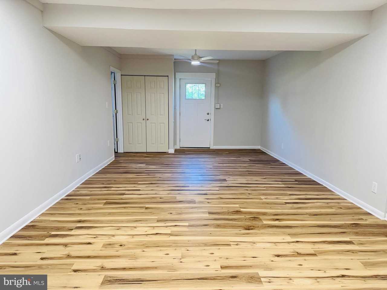 17802 Piney Point Rd - Photo 7 of 34