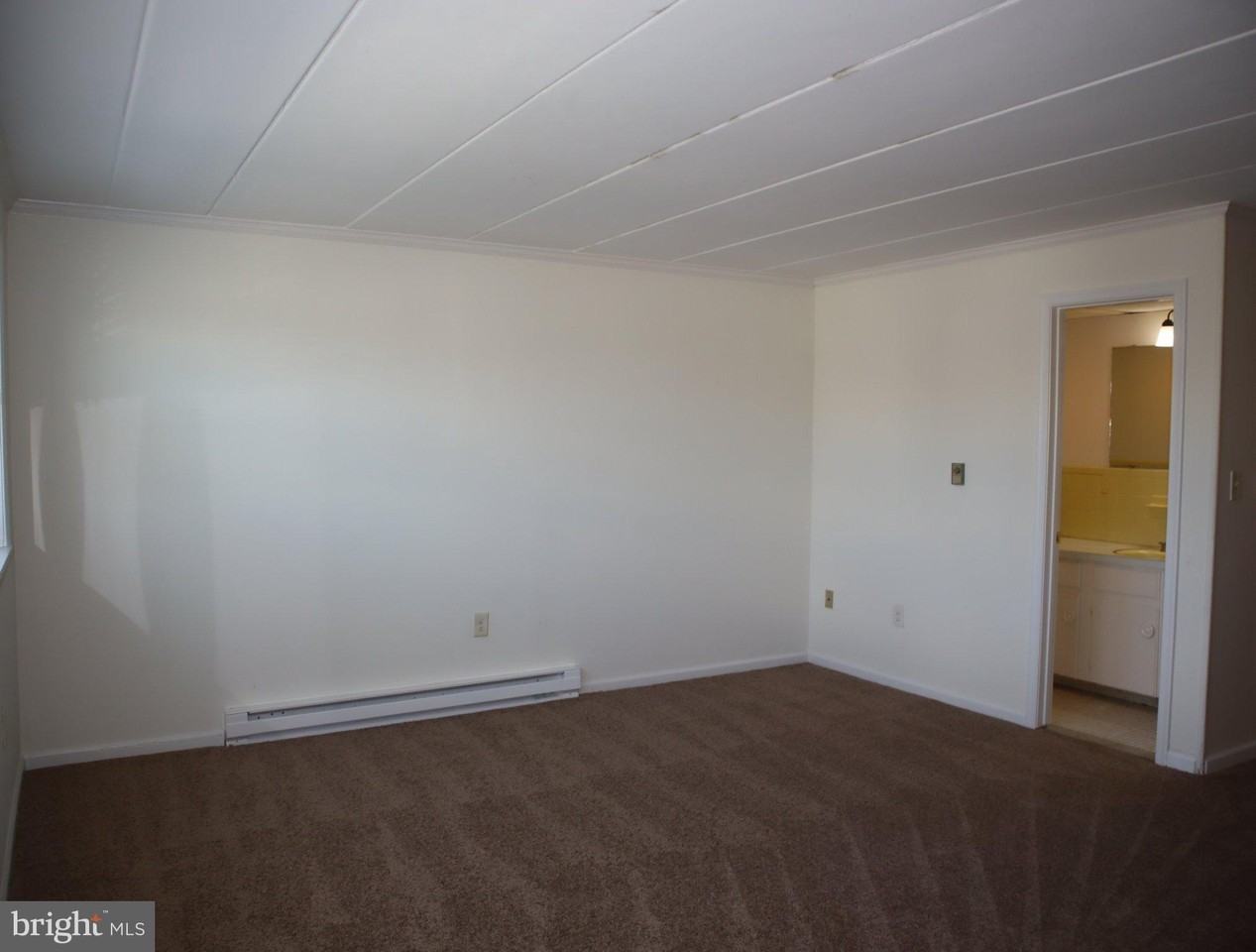 319 Camden Ave #D - Photo 3 of 14
