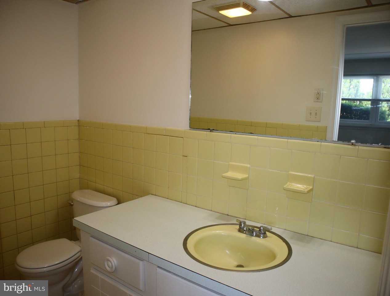 319 Camden Ave #D - Photo 4 of 14