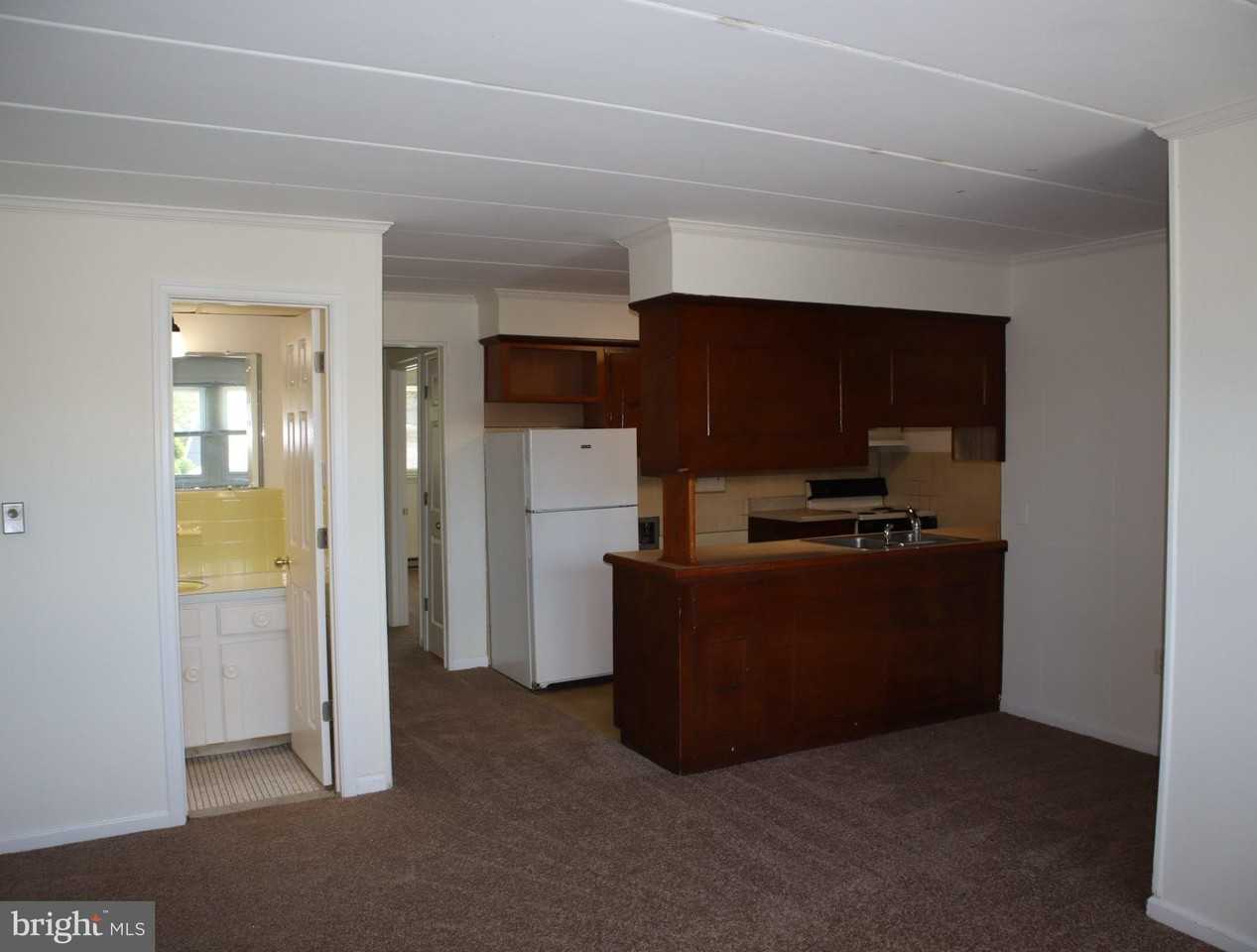 319 Camden Ave #D - Photo 5 of 14
