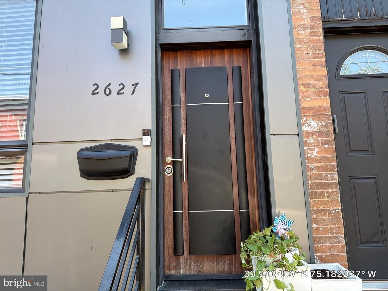 2627 N 31st St - Photo 4 of 33