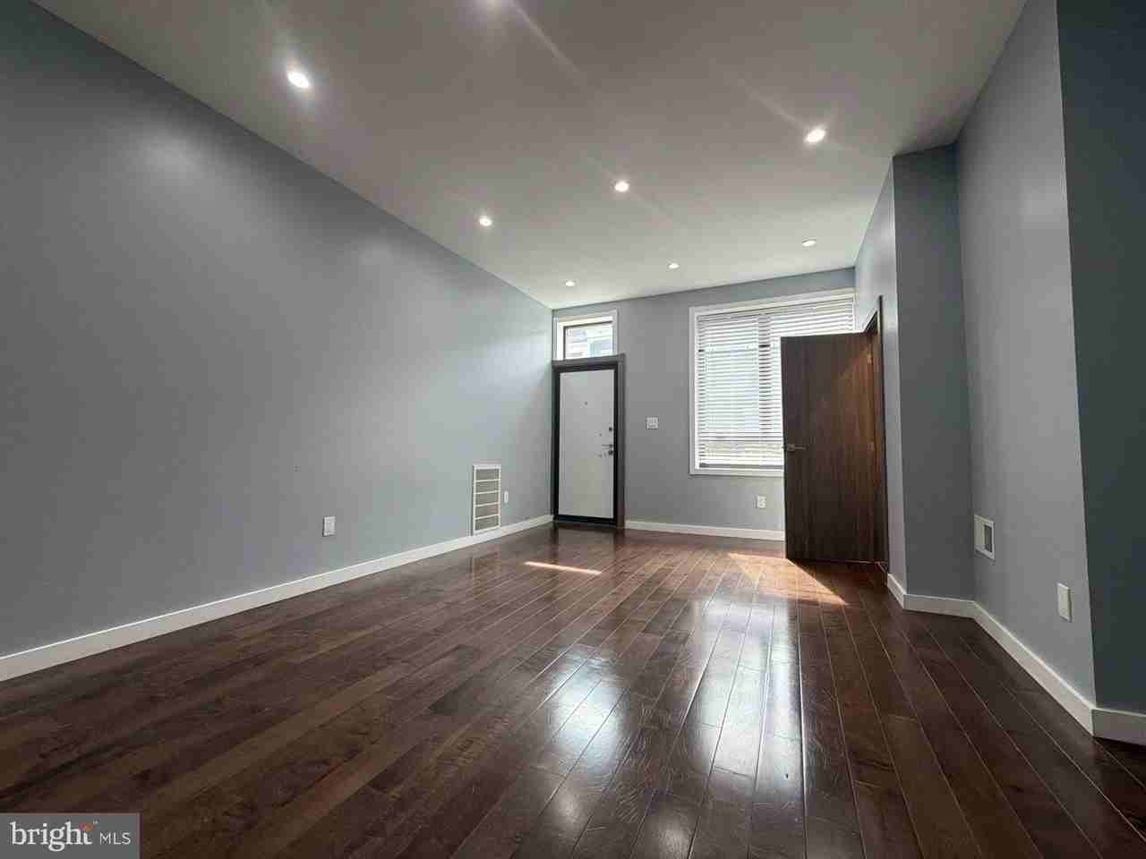 2627 N 31st St - Photo 6 of 33