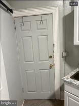 2206 W Tioga St #1 - Photo 1 of 1