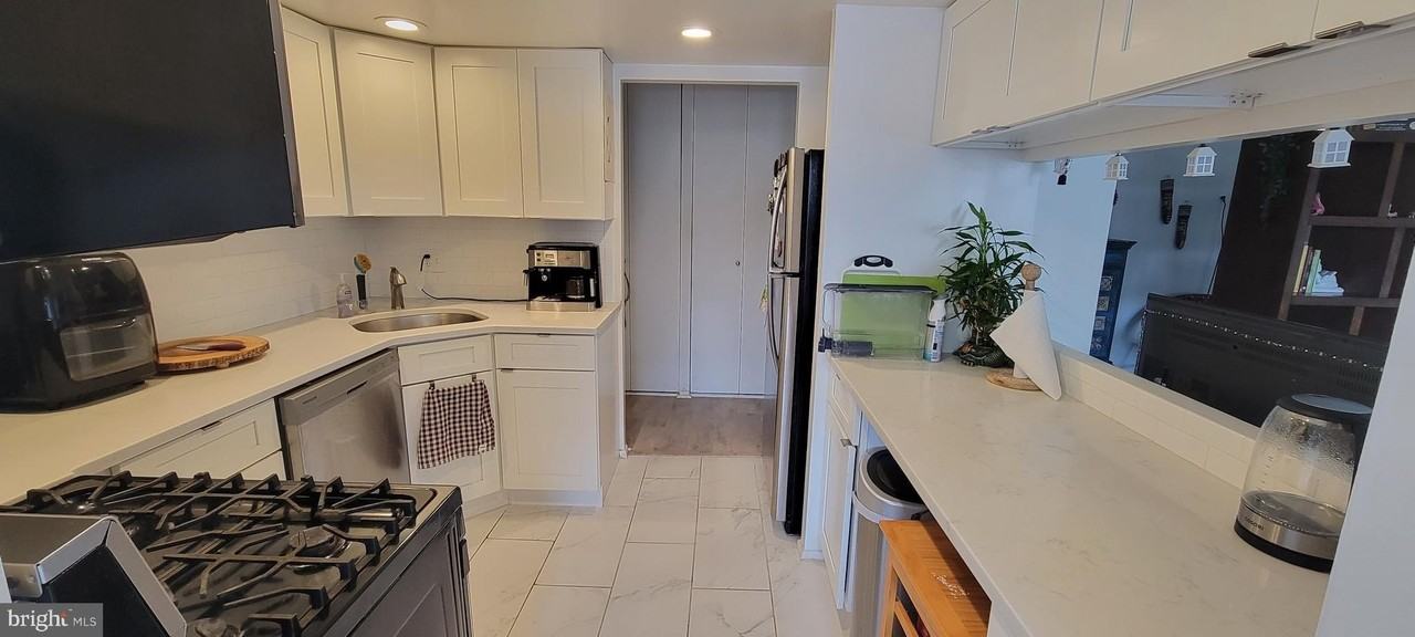 132642 Spruce St #1603 - Photo 4 of 12
