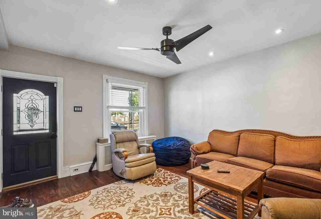 357 Lemonte St - Photo 4 of 42