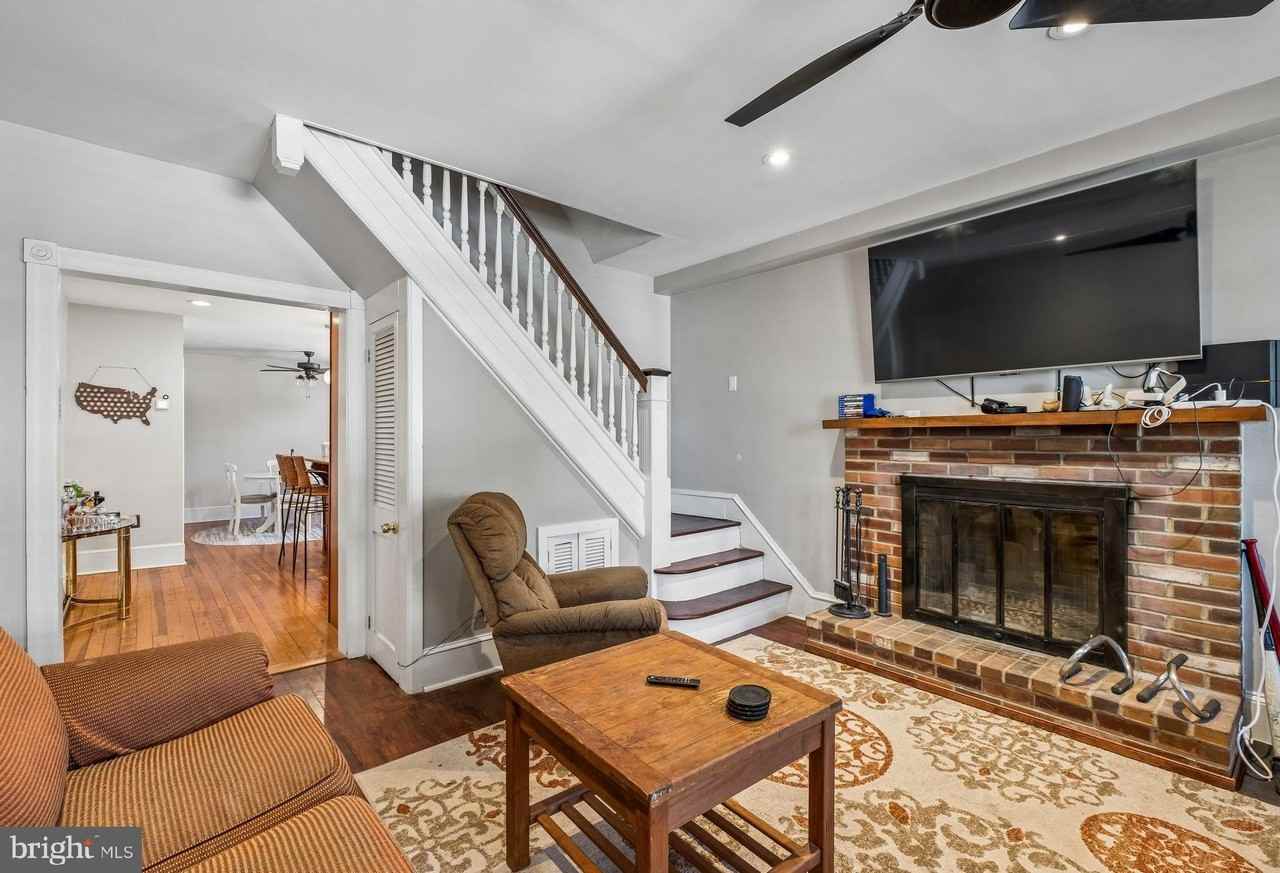 357 Lemonte St - Photo 5 of 42