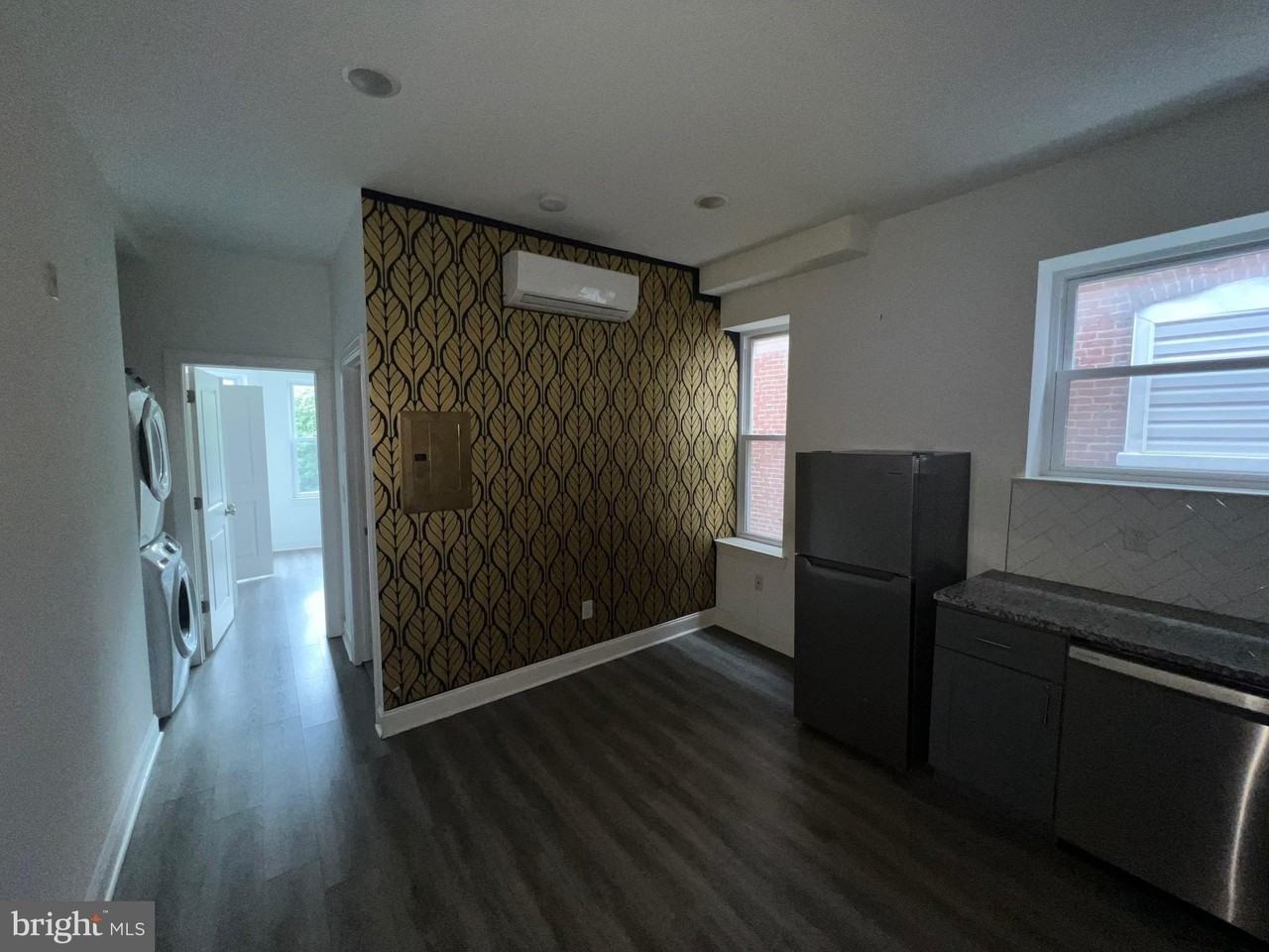 1829 N 33rd St #2F - Photo 6 of 6