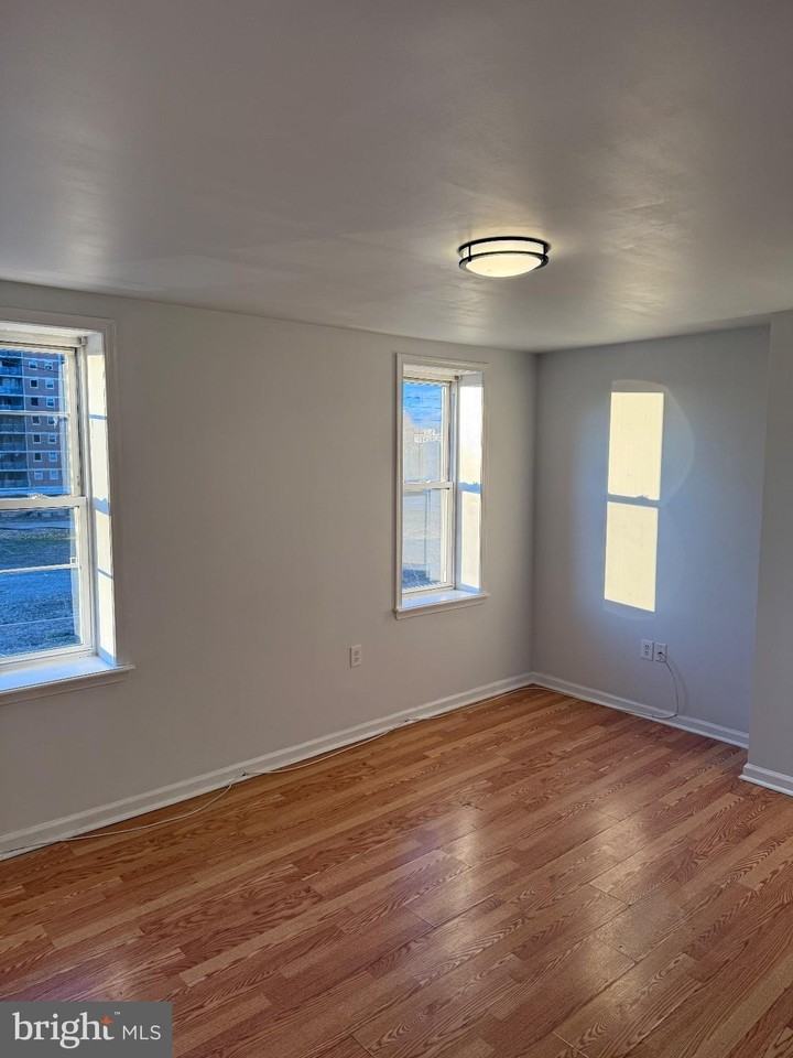 2427 N 10th St - Photo 7 of 20