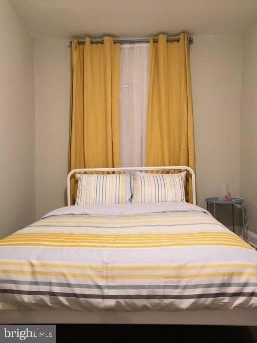 230 S 45th St #2 - Photo 3 of 13