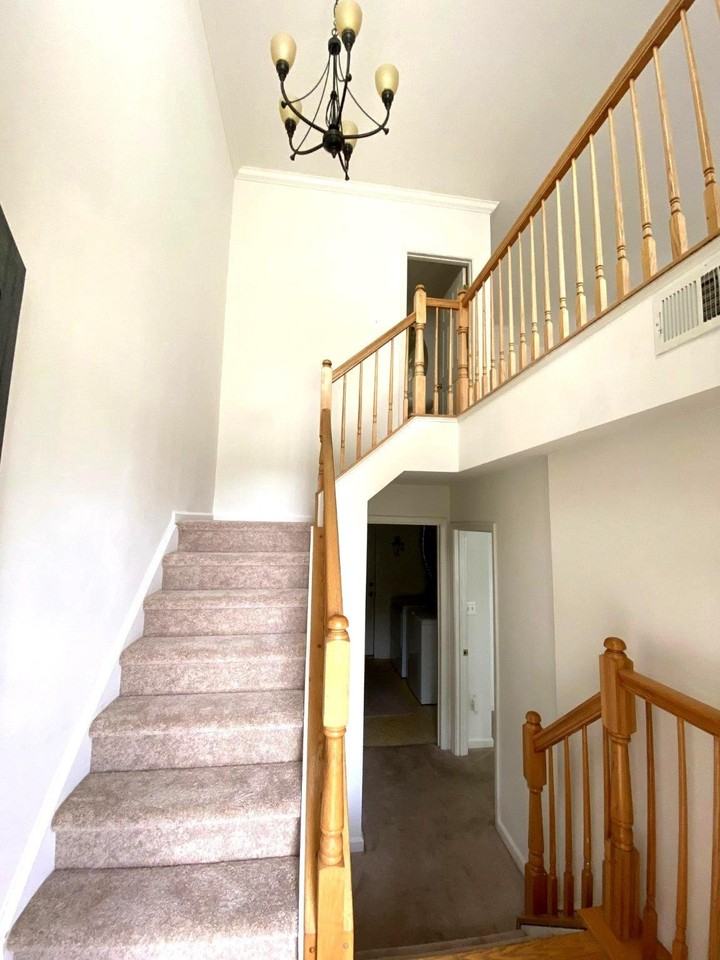 1601 Wilcox Ave - Photo 2 of 30