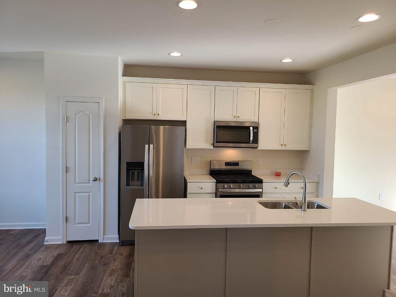 108 Alderman Way - Photo 5 of 21