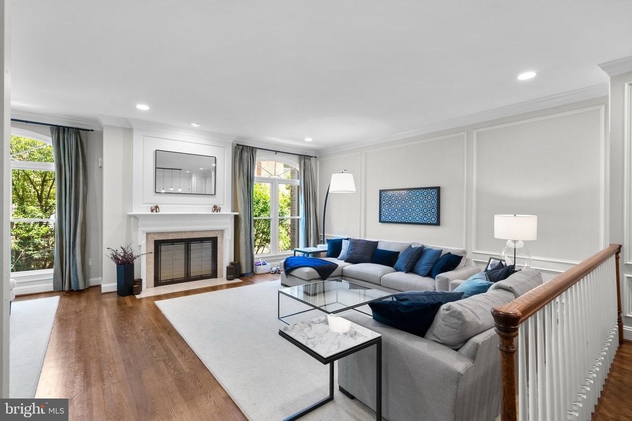 1532 Hampton Hill Cir - Photo 3 of 40
