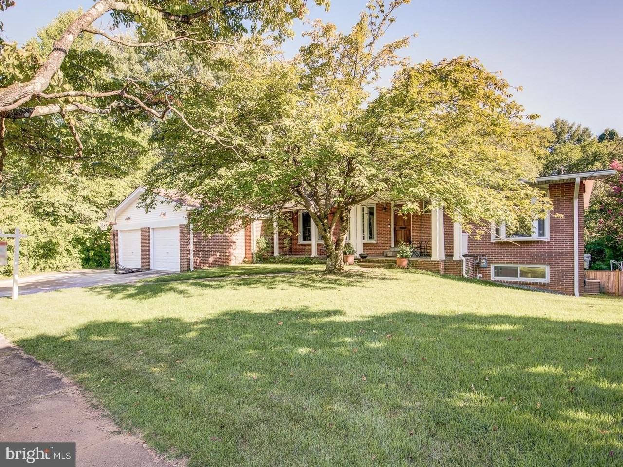 1633 Wrightson Dr - Photo 2 of 50